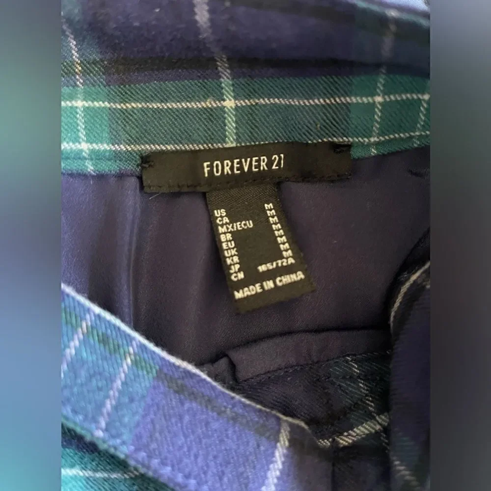 Forever 21 buckled pleated plaid skirt green and blue size M - Picture 7 of 8